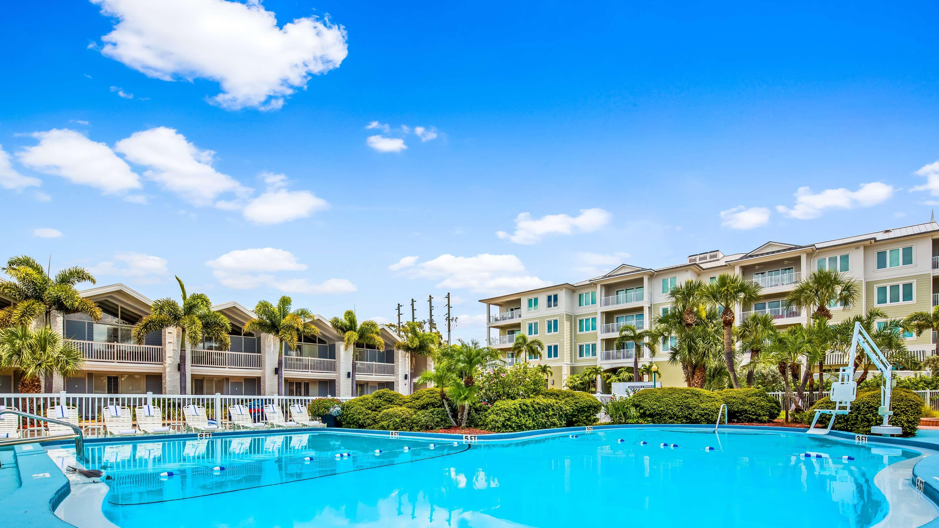 Best Western Plus Yacht Harbor Inn Dunedin Exteriör bild