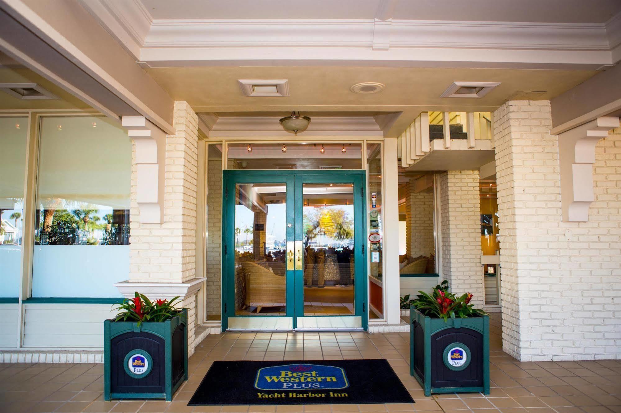Best Western Plus Yacht Harbor Inn Dunedin Exteriör bild